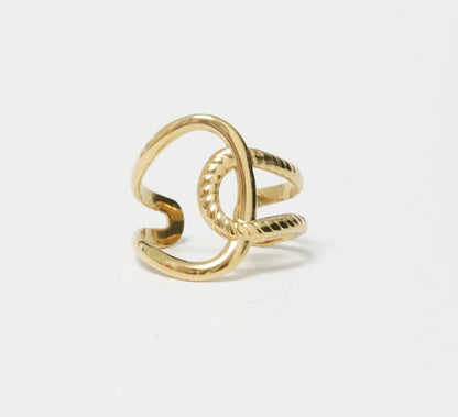 Knot Ring