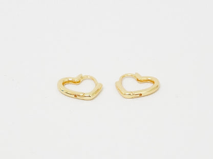 Minimal Heart Earrings