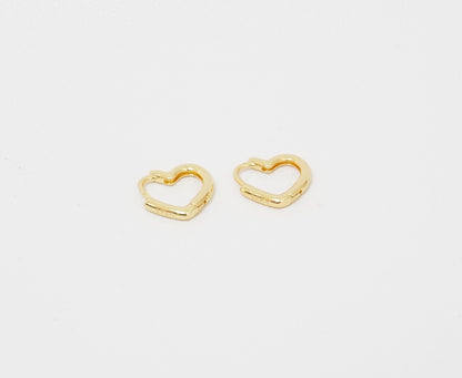 Minimal Heart Earrings